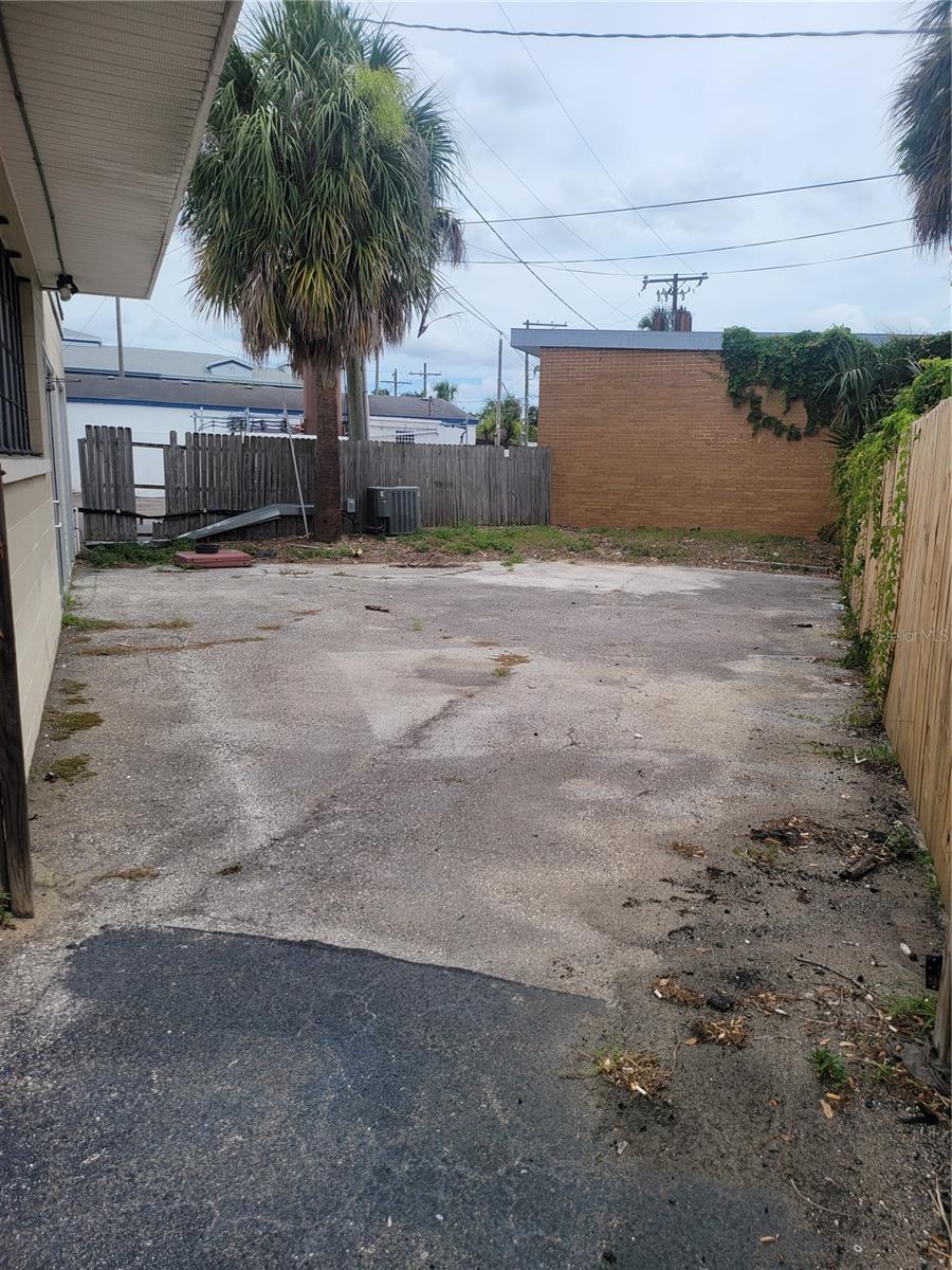 814 S Dale Mabry Hwy Property Photo 22