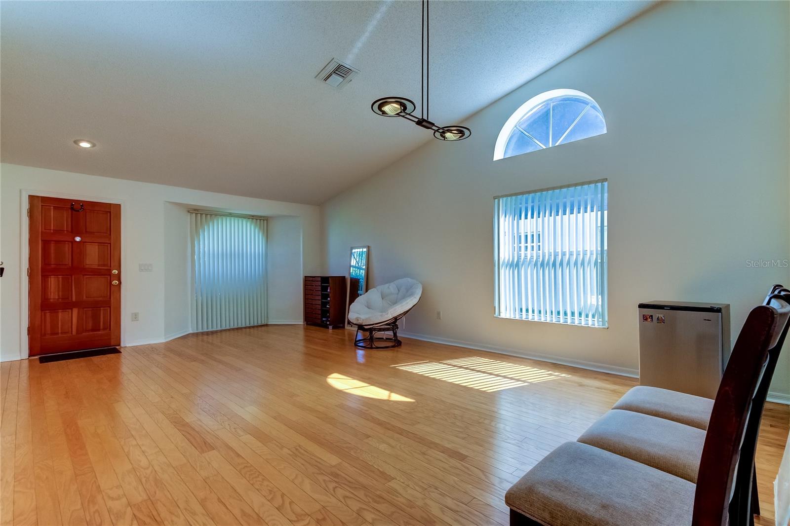 11507 Whispering Hollow Dr Property Photo 3