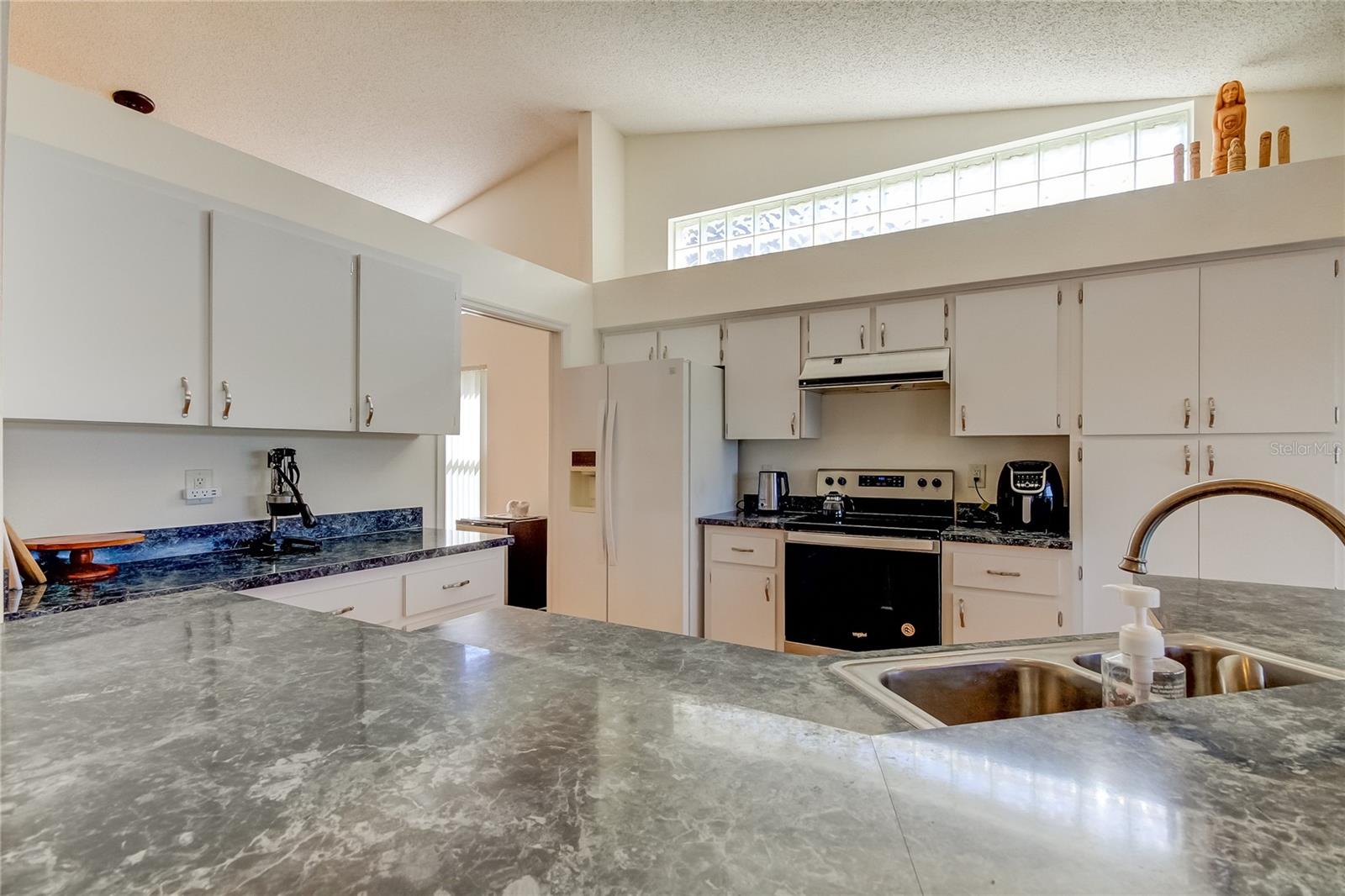 11507 Whispering Hollow Dr Property Photo 10