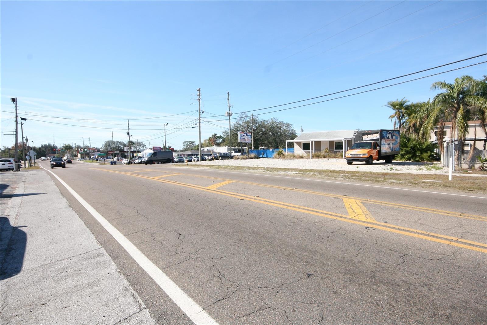1941 S Pinellas Ave Property Photo 4
