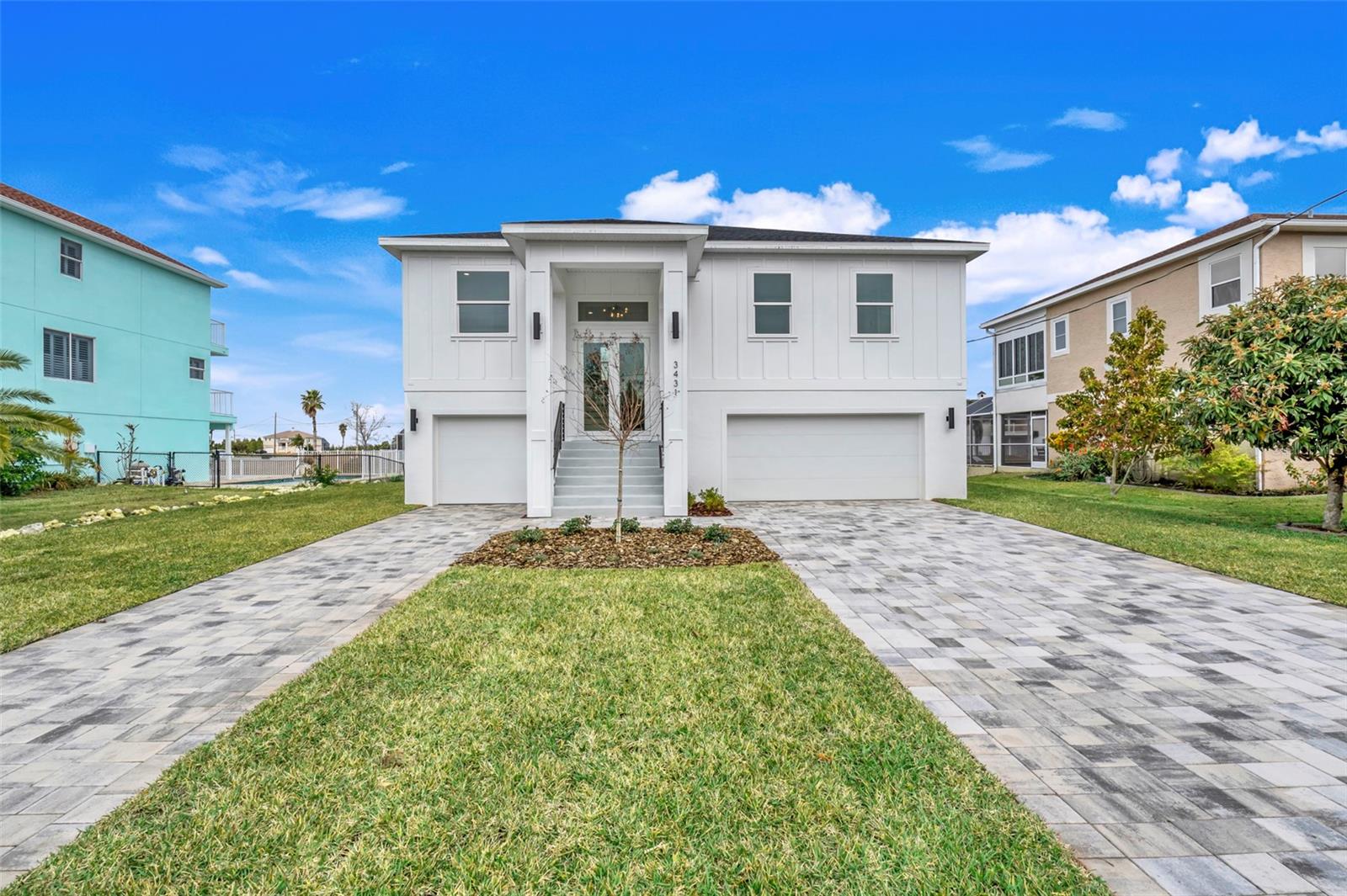 3431 Palometa Dr Property Photo 4