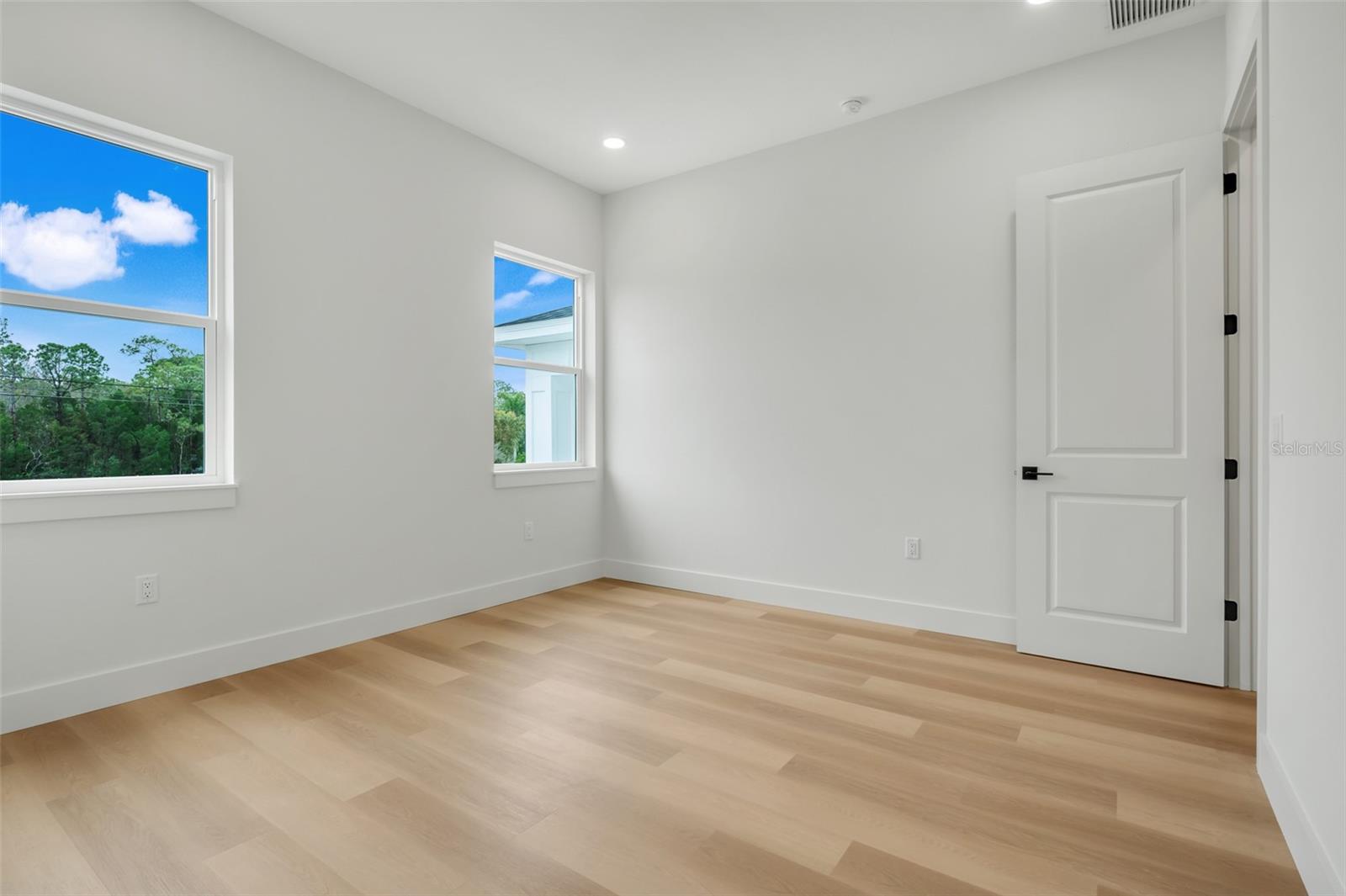 3431 Palometa Dr Property Photo 31