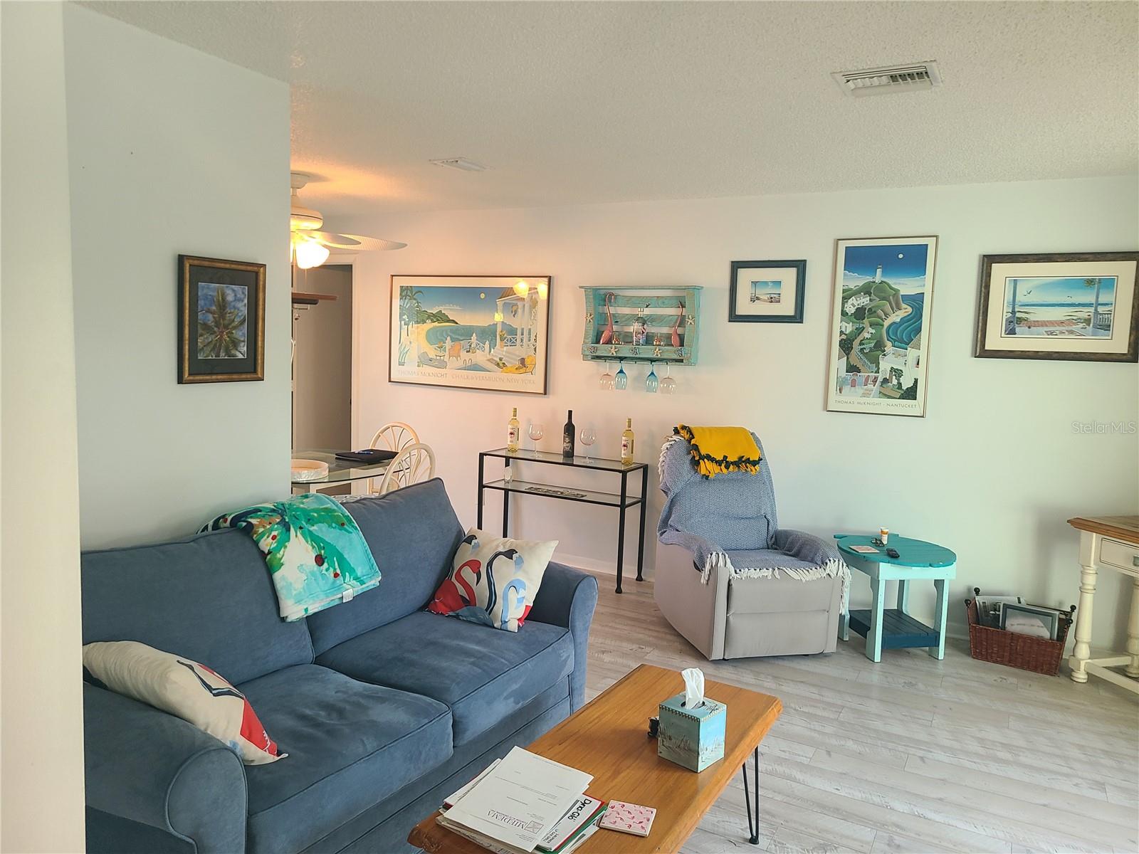 1279 Dinnerbell Ln E Property Photo 3