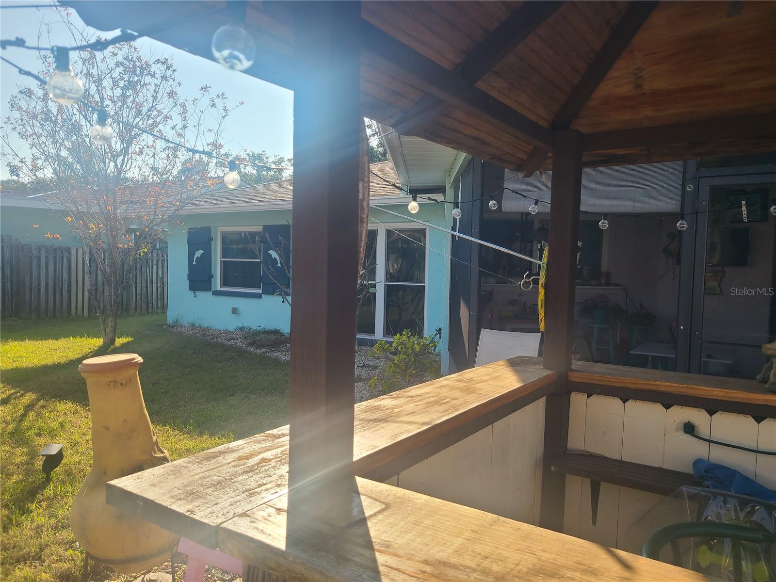 1279 Dinnerbell Ln E Property Photo 12