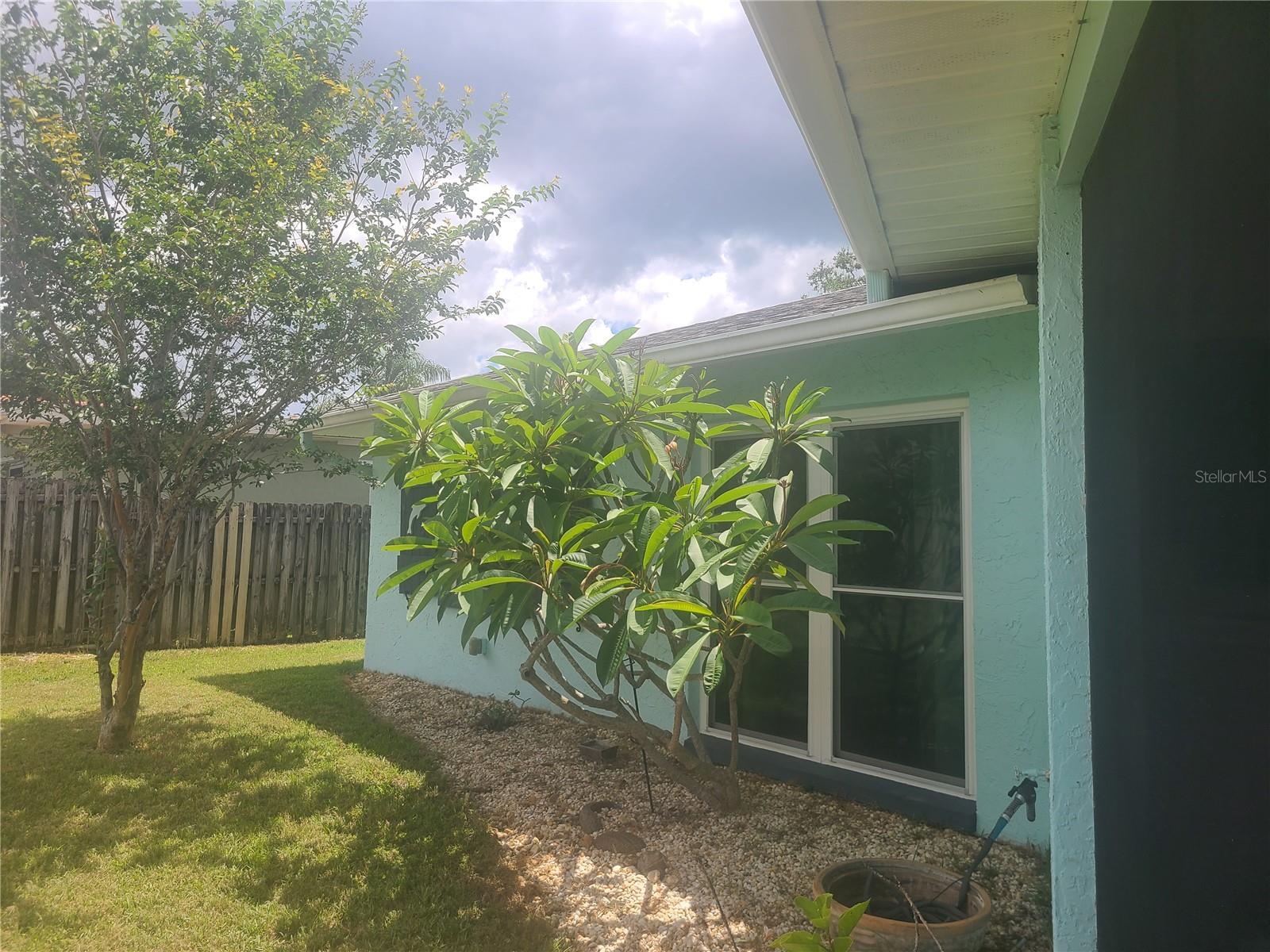 1279 Dinnerbell Ln E Property Photo 41