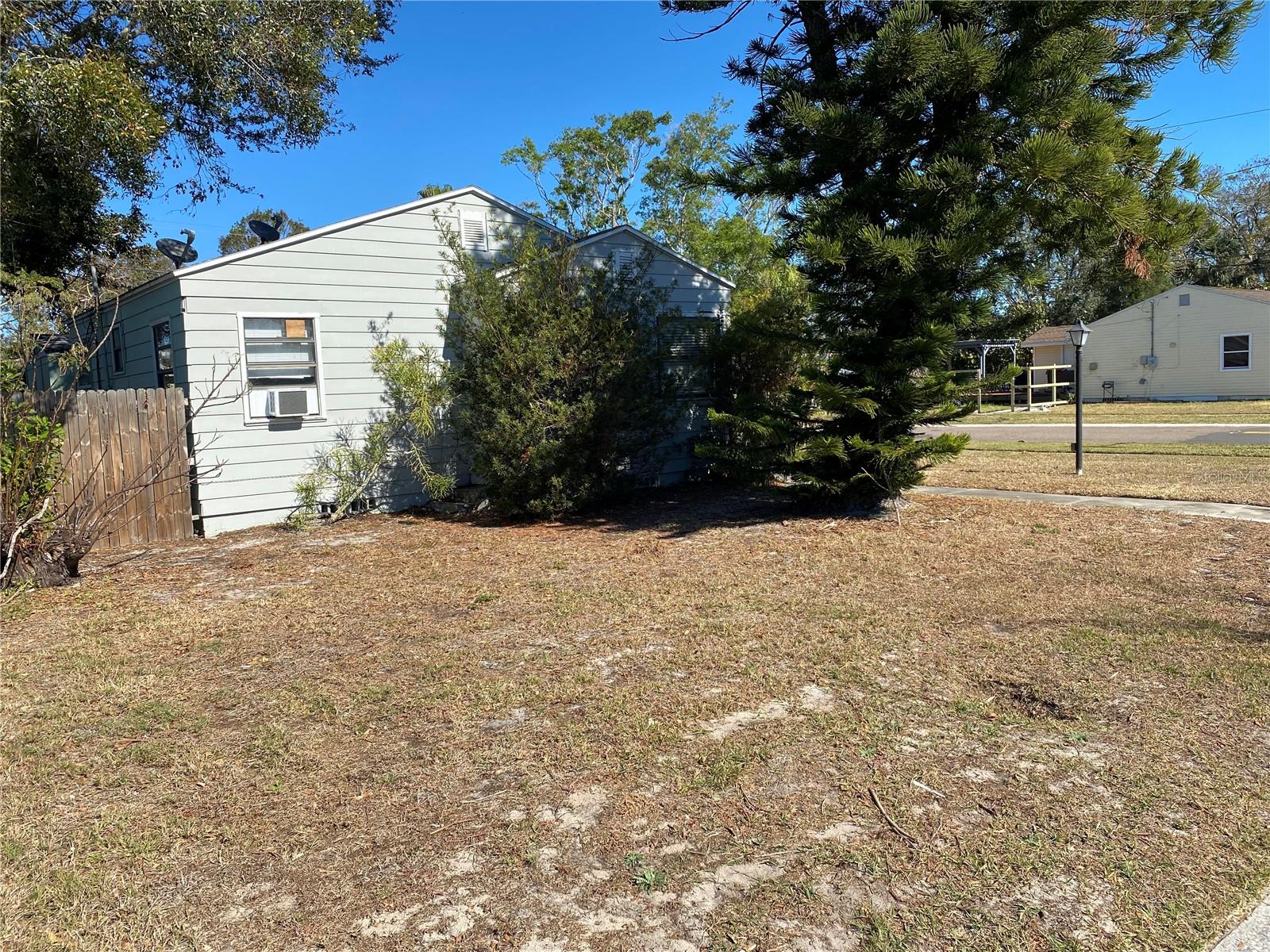 161 83rd Ave N Property Photo 6