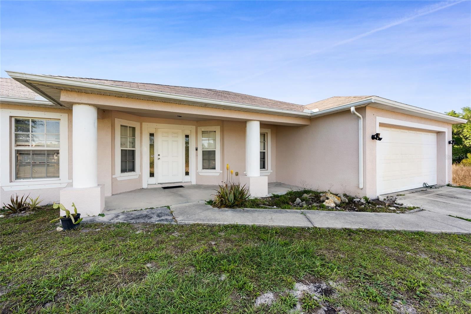 915 Poinsettia Avenue, Property Photo