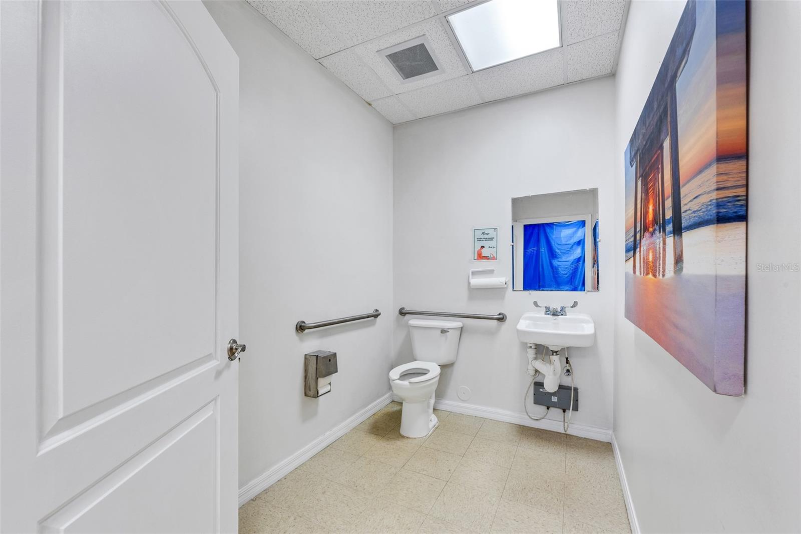 13220 N 56th St #13220 Property Photo 16