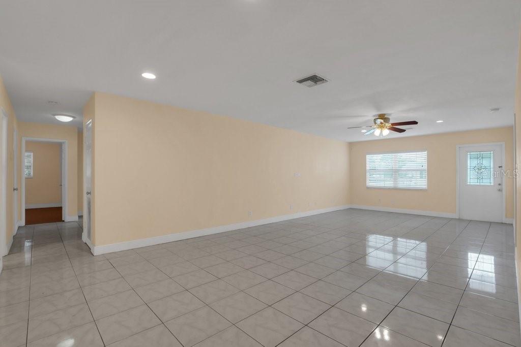 3916 W Oklahoma Ave Property Photo 8