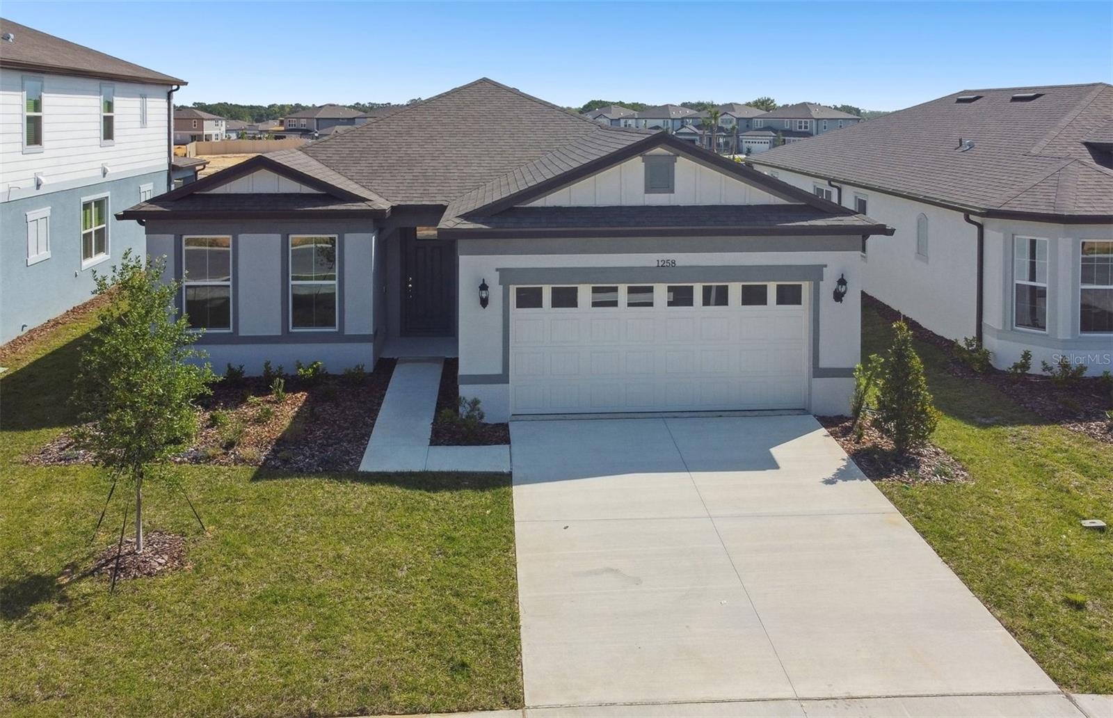 1258 Lakeridge Way Property Photo 1