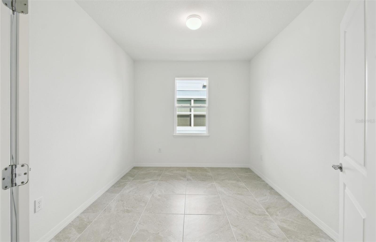 1258 Lakeridge Way Property Photo 13