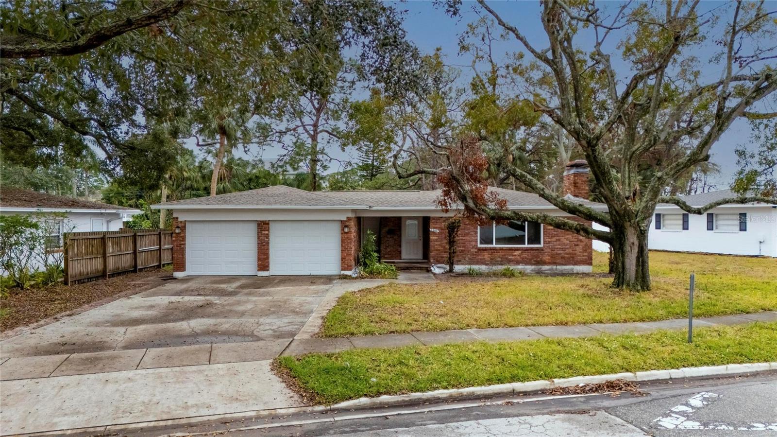 4646 W Longfellow Ave Property Photo 1