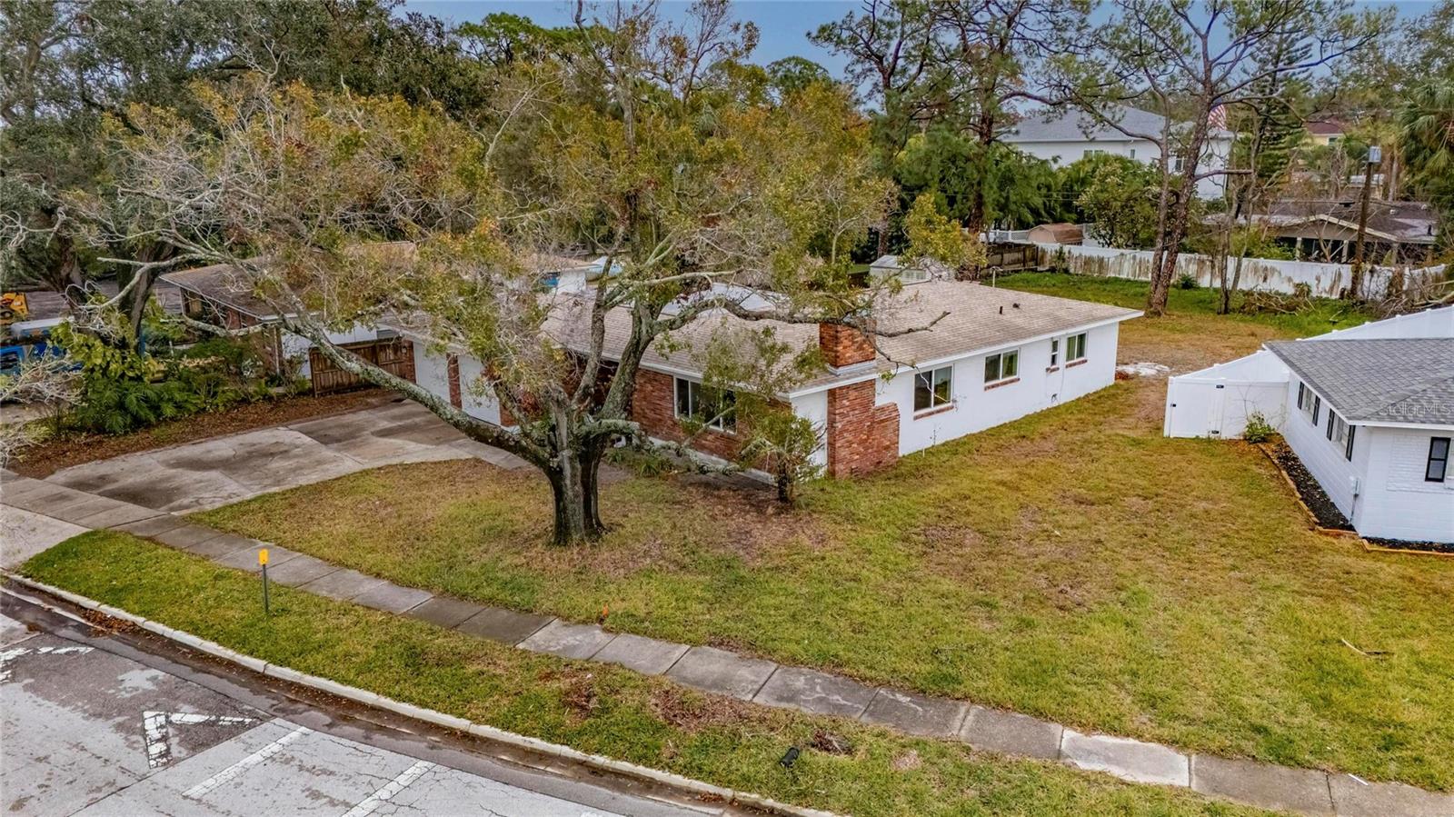 4646 W Longfellow Ave Property Photo 3