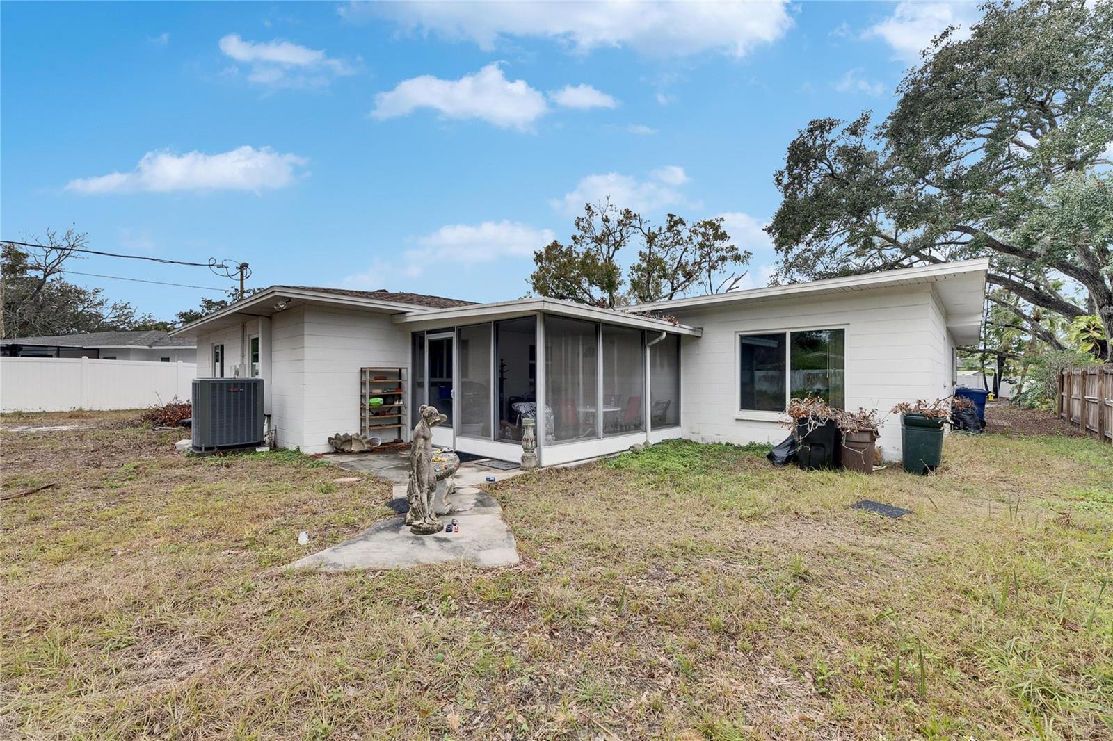 4646 W Longfellow Ave Property Photo 13