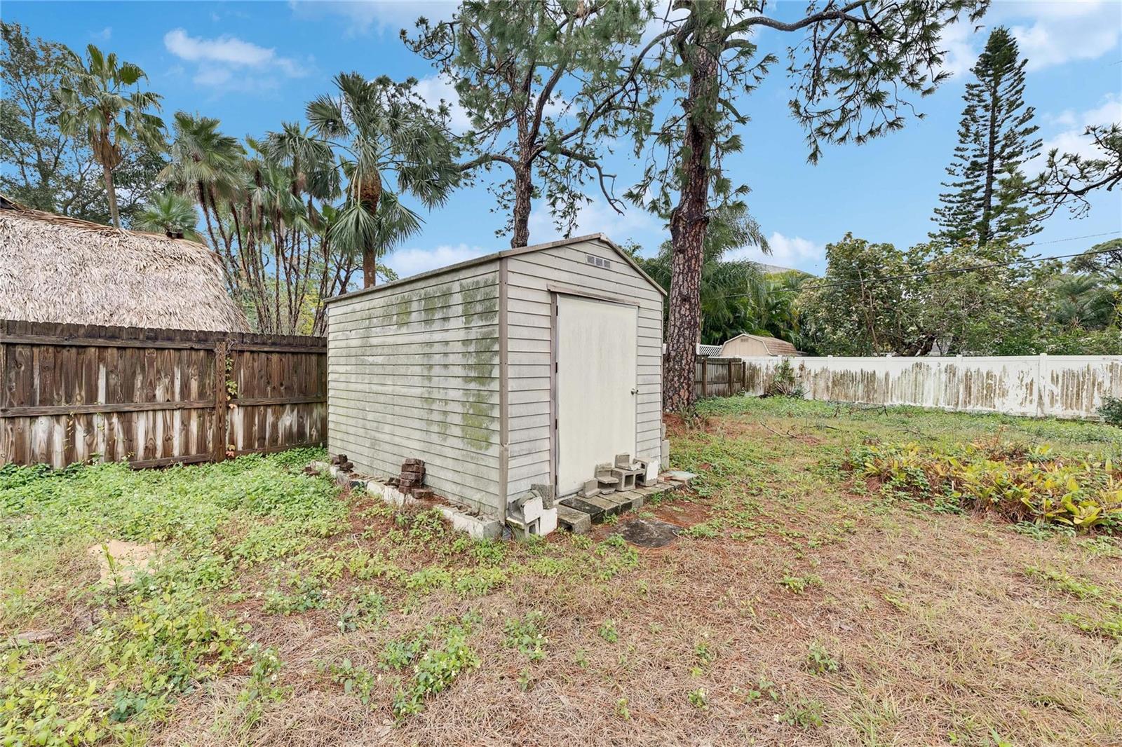 4646 W Longfellow Ave Property Photo 14