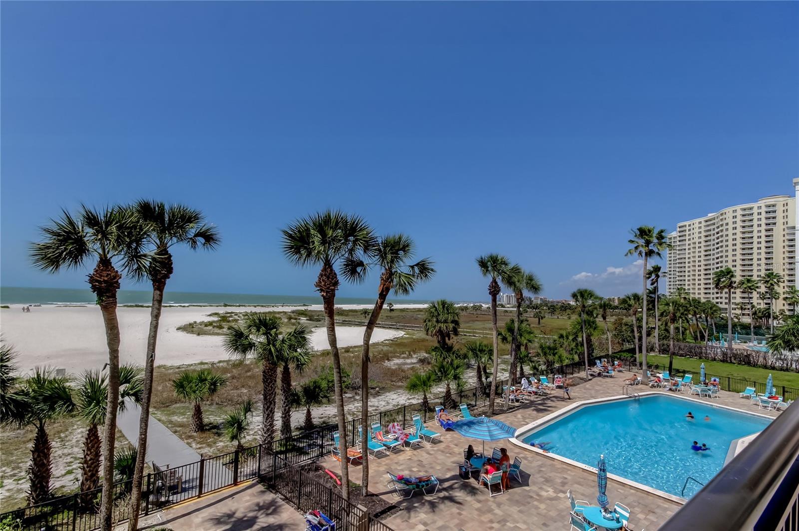 1270 GULF BLVD #304 Property Photo 1