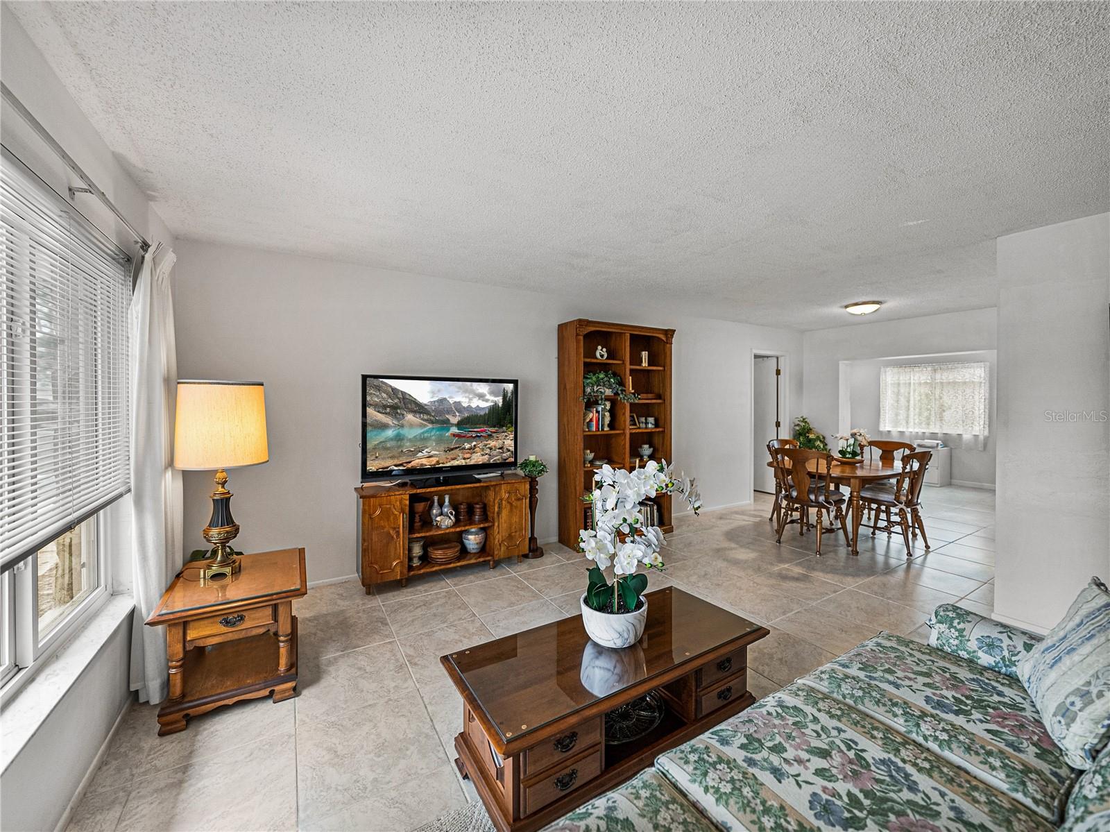 1559 Glengarry Dr Property Photo 10