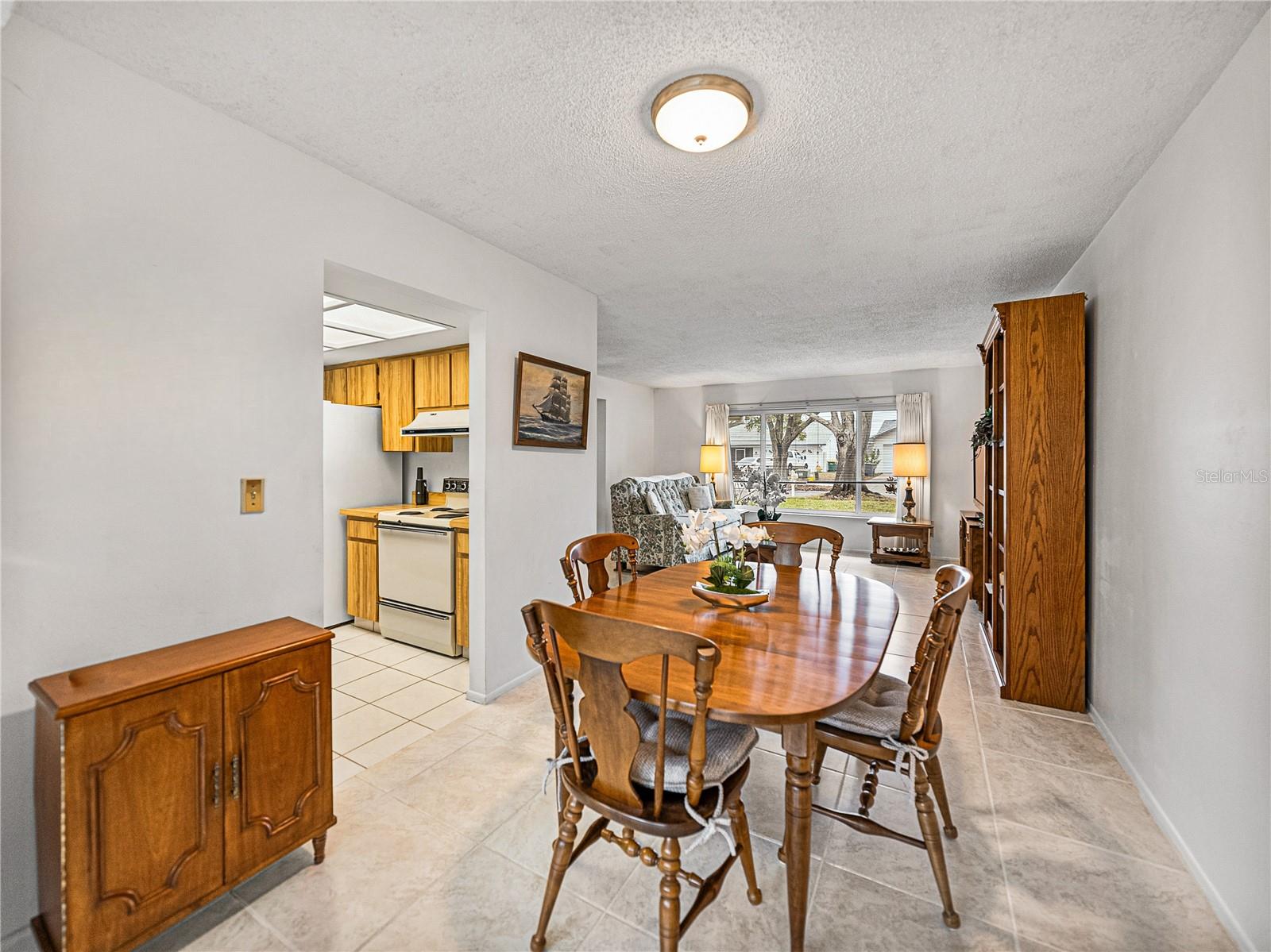 1559 Glengarry Dr Property Photo 11