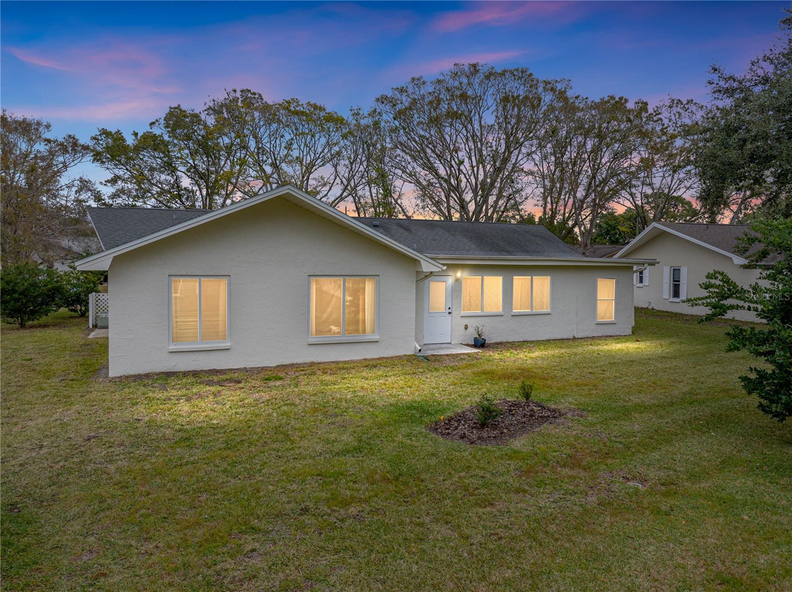 1559 Glengarry Dr Property Photo 26