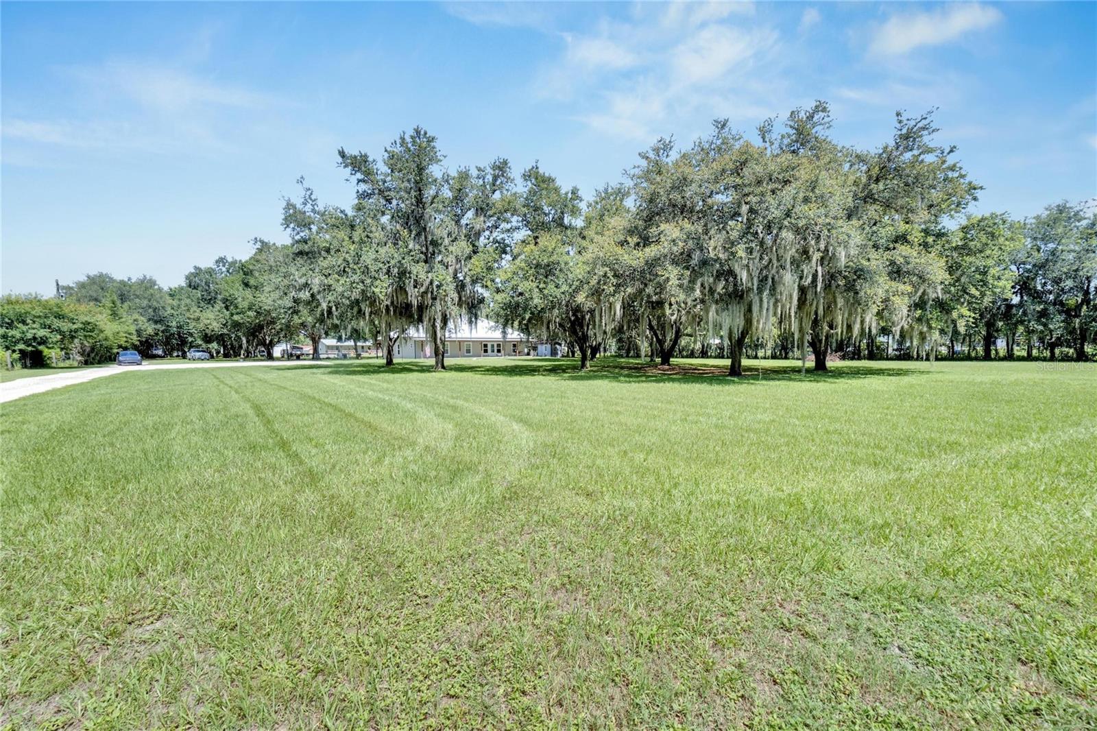 9015 S County Line Rd Property Photo 5