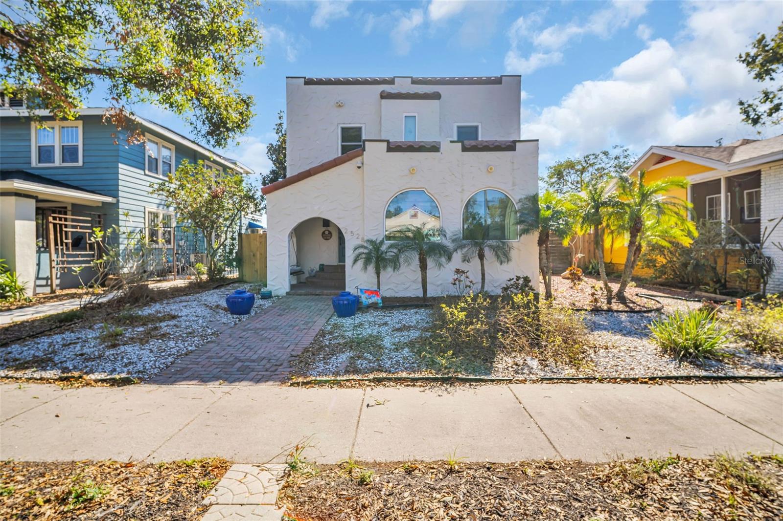 2528 3RD AVE N Property Photo 1