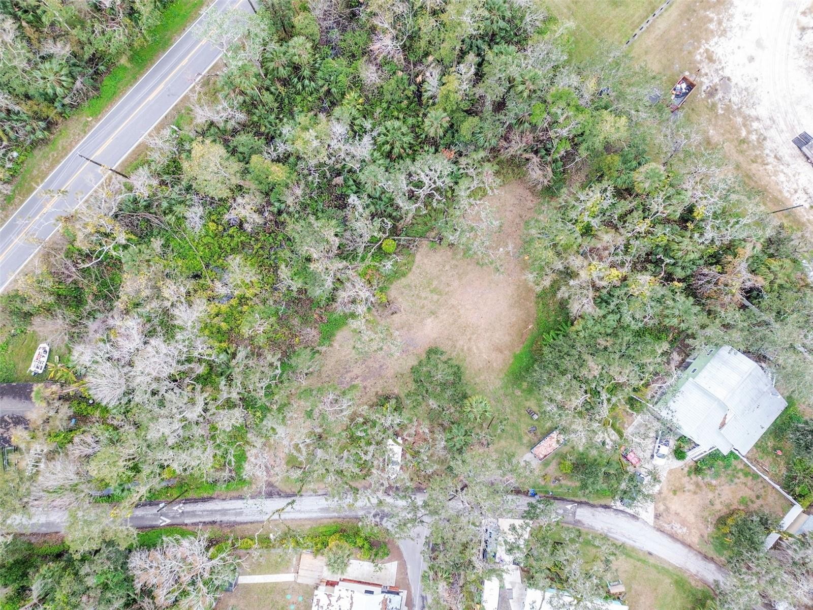 Casa Loma Dr Property Photo 13