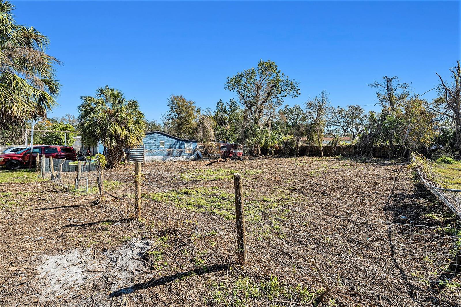 Polo St Property Photo 7