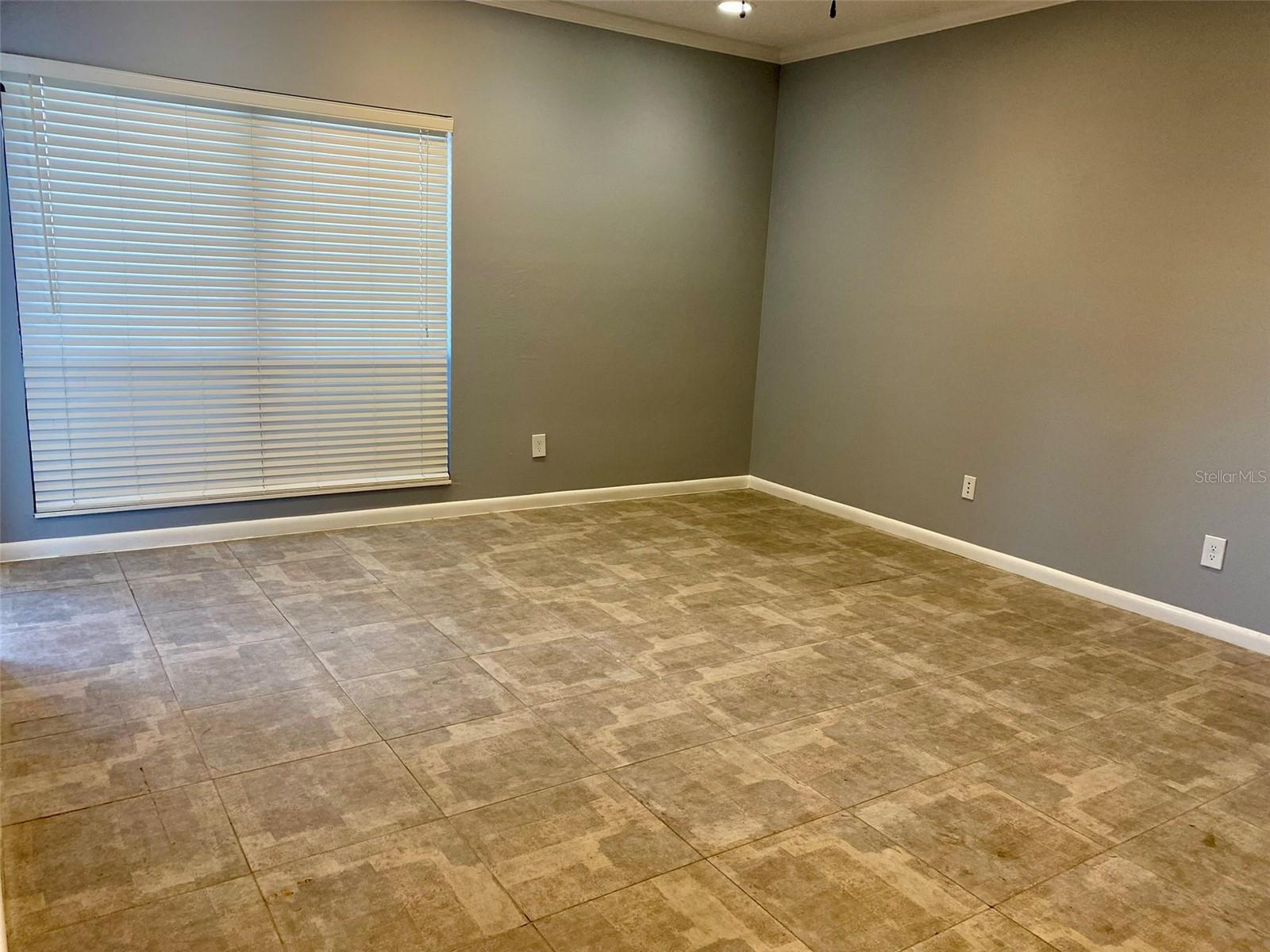 10823 Seminole Blvd #3a Property Photo 2