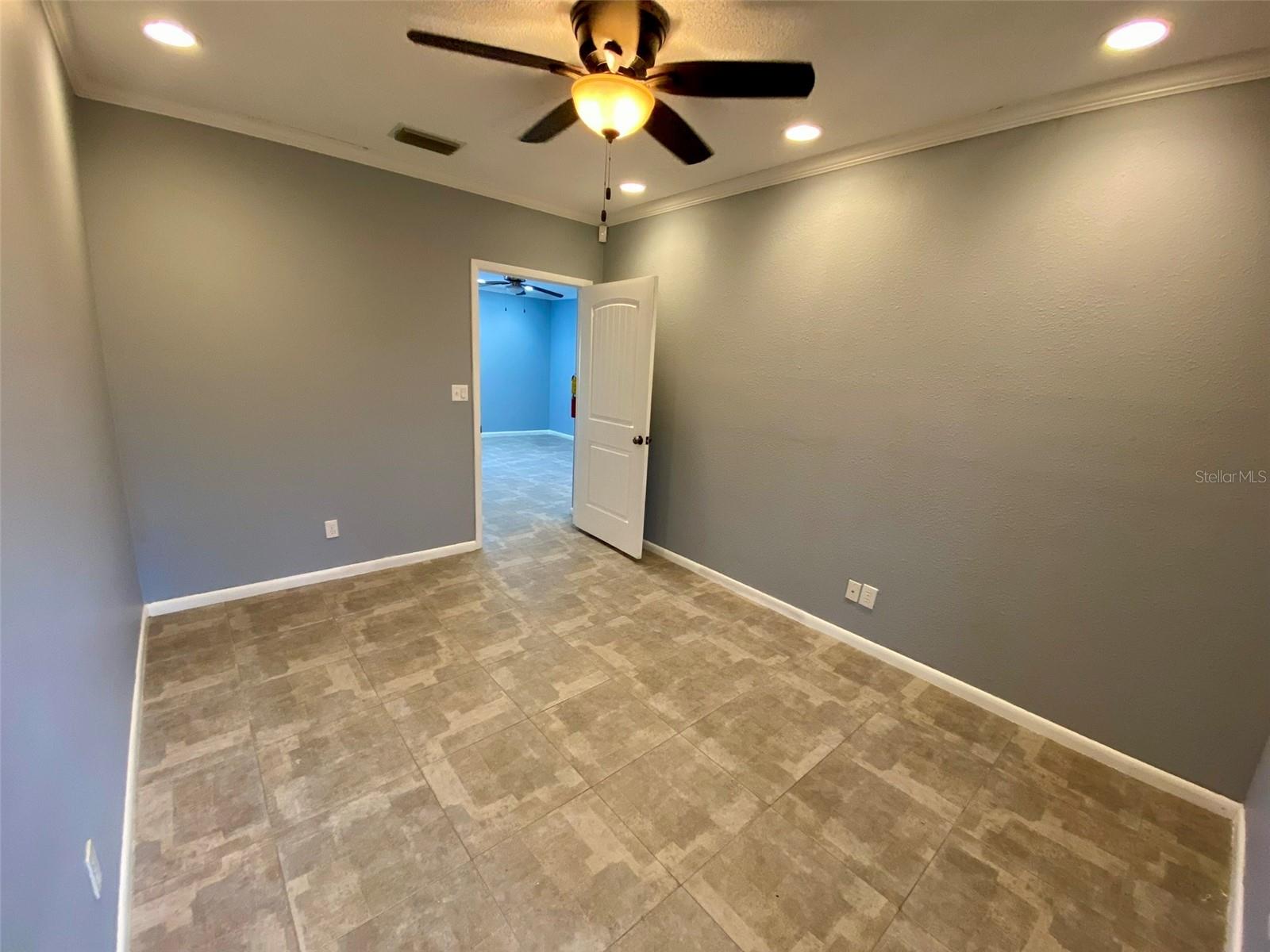10823 Seminole Blvd #3a Property Photo 9