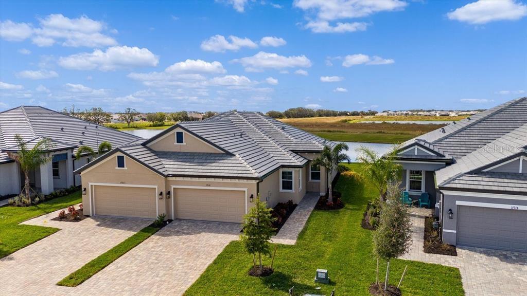 17918 Cherished Loop Property Photo 1