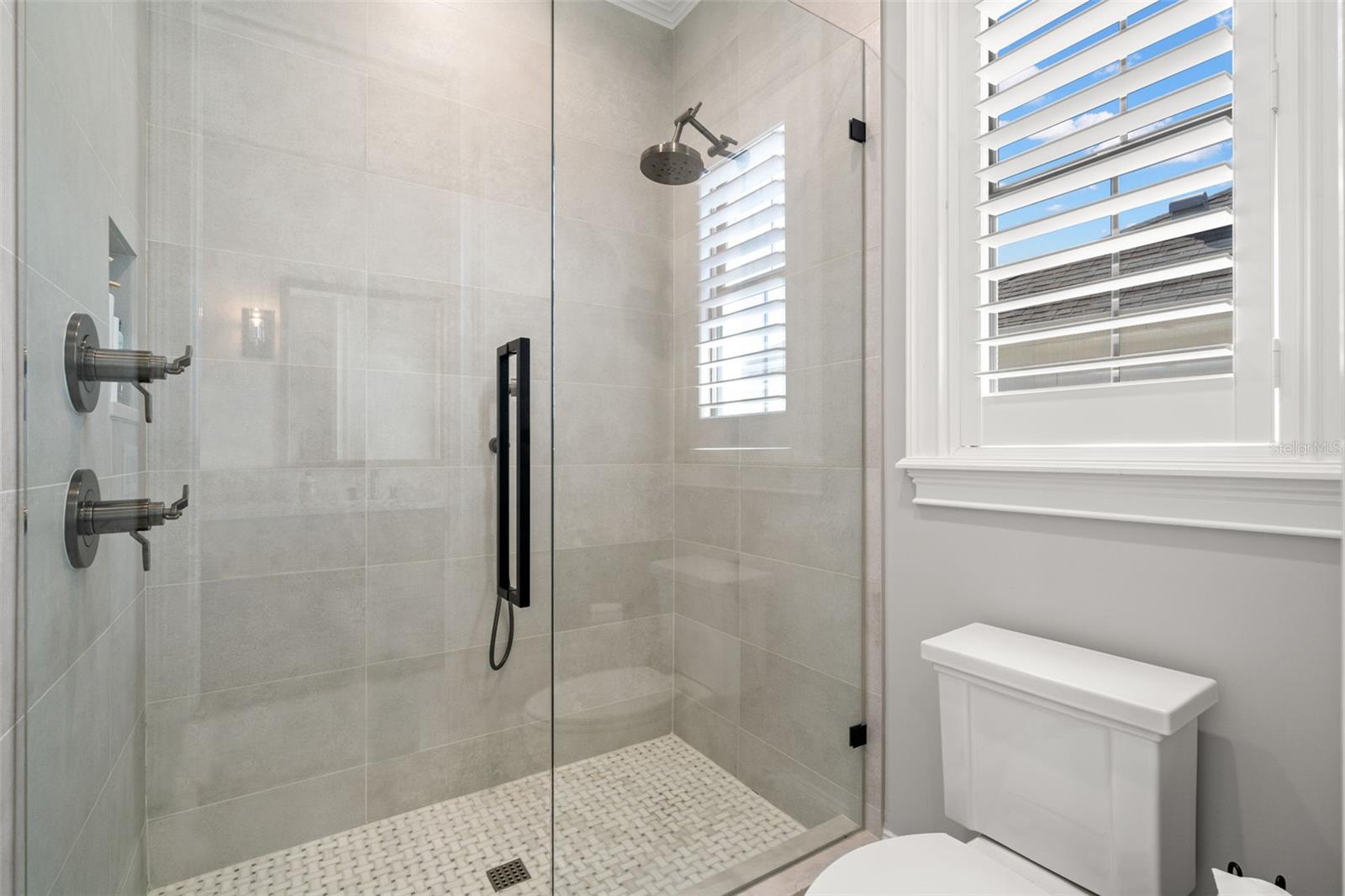 2502 S Dundee St Property Photo 61