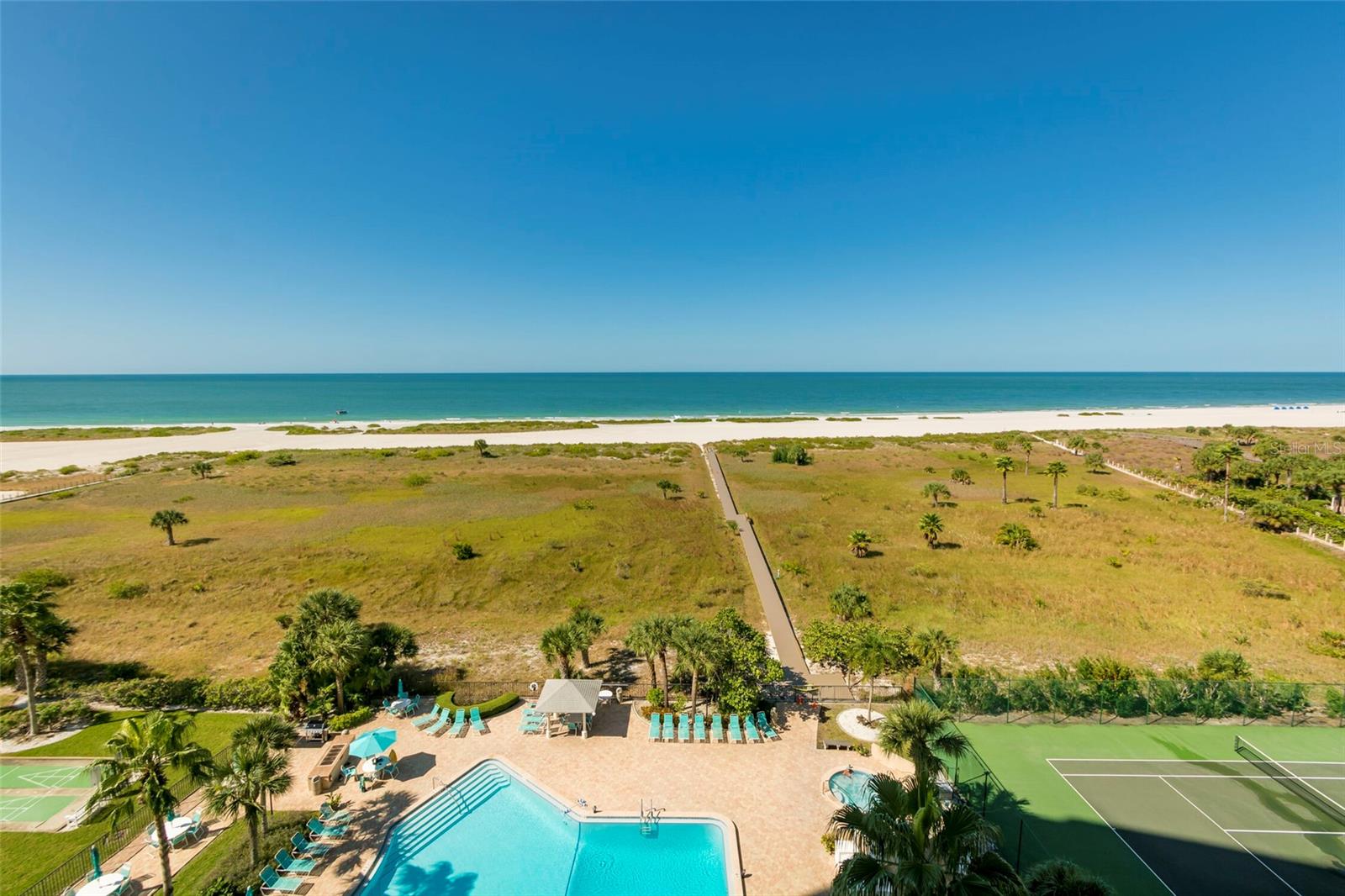 1230 Gulf Blvd #903 Property Photo 1