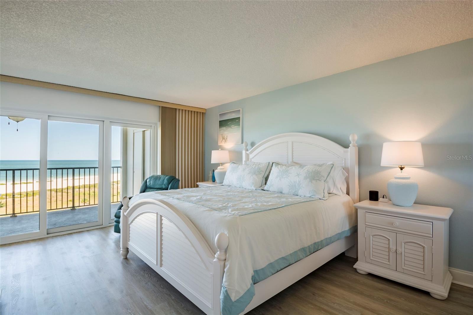 1230 Gulf Blvd #903 Property Photo 8