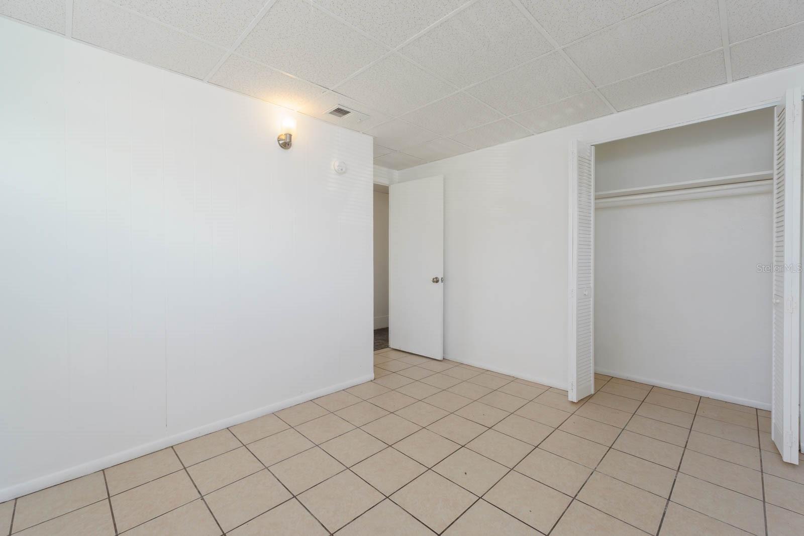 2009 Windsor Way Property Photo 27