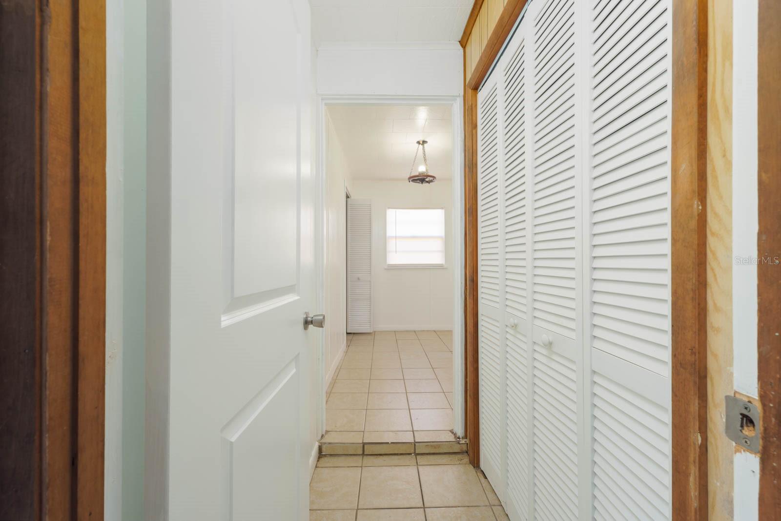 2009 Windsor Way Property Photo 32