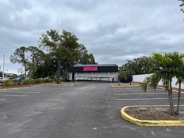 8205 N Dale Mabry Hwy Property Photo 2