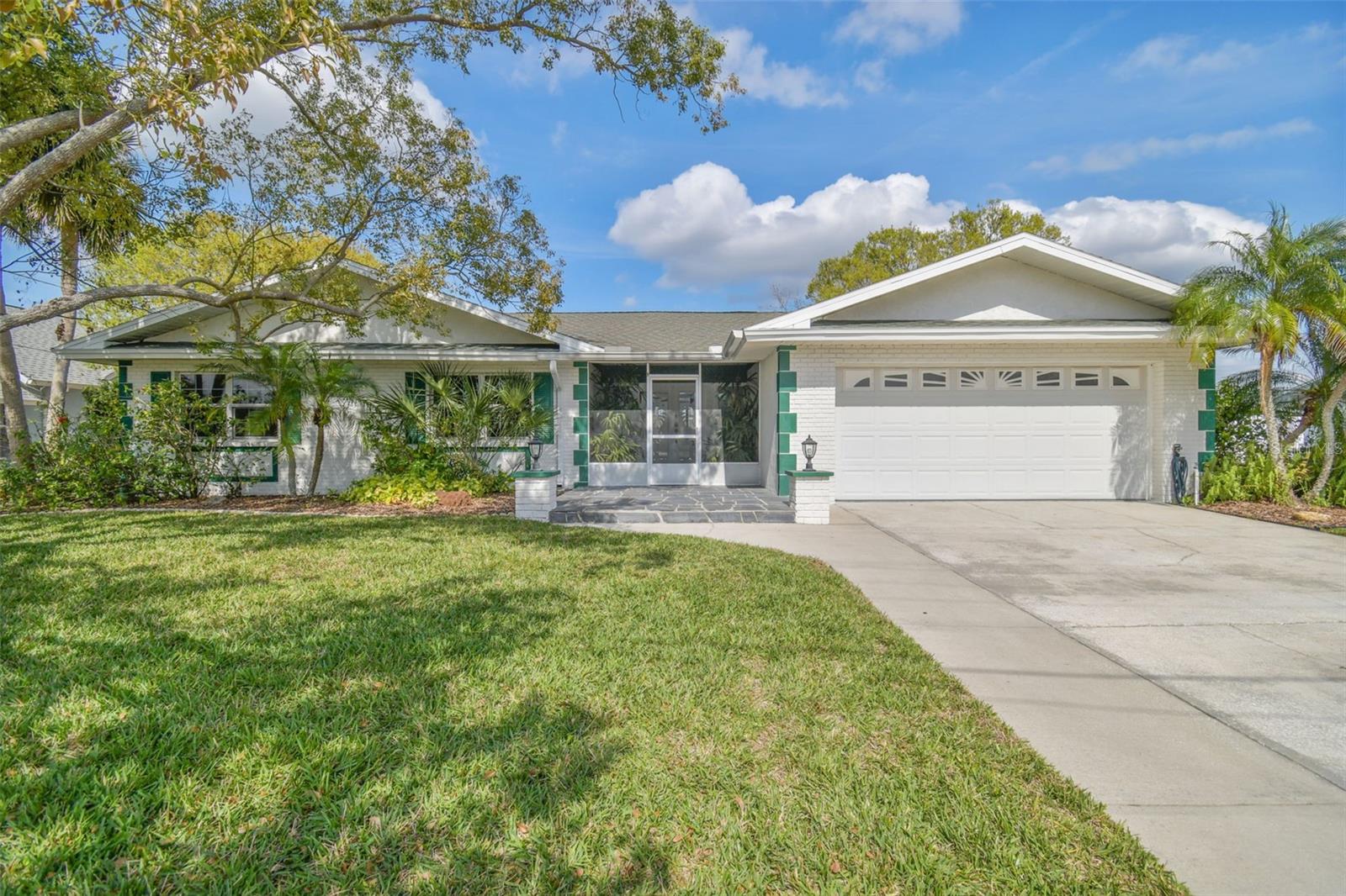 705 Spanish Main Dr Property Photo