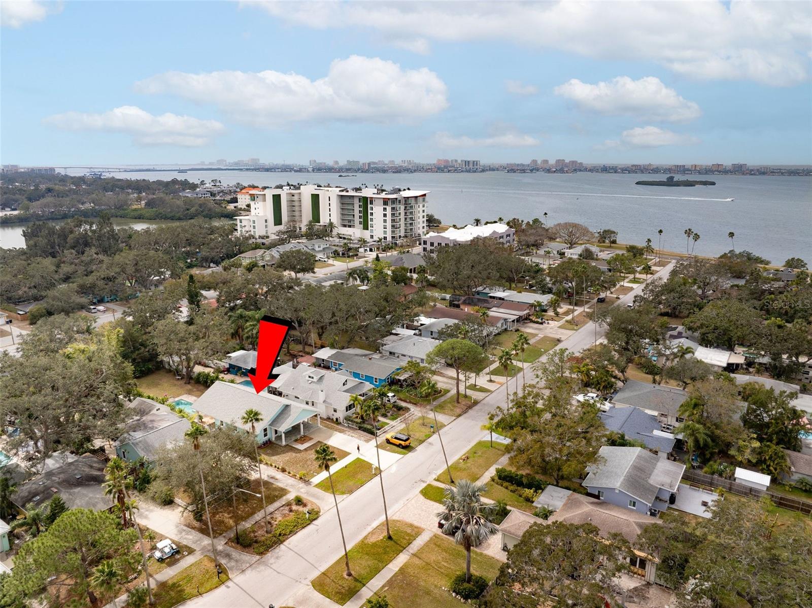1061 Sedeeva St Property Photo 6