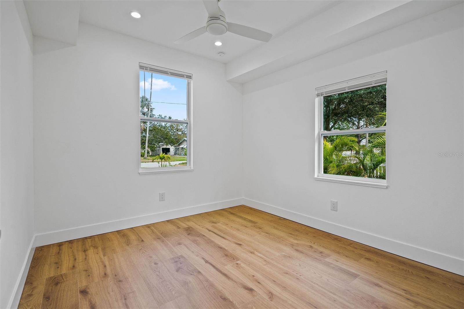 1061 Sedeeva St Property Photo 14