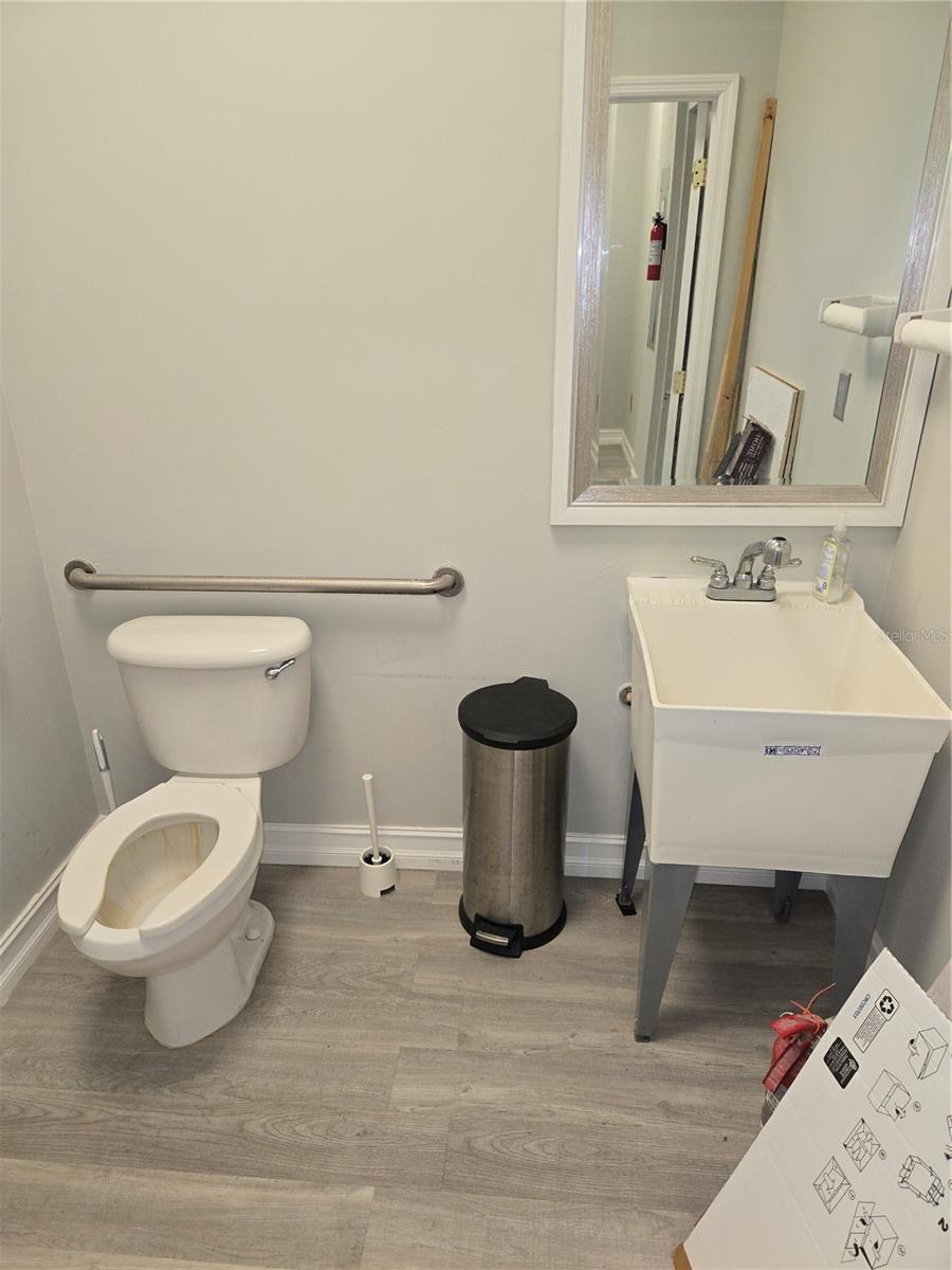 1454 Alt 19 #1466 Property Photo 14