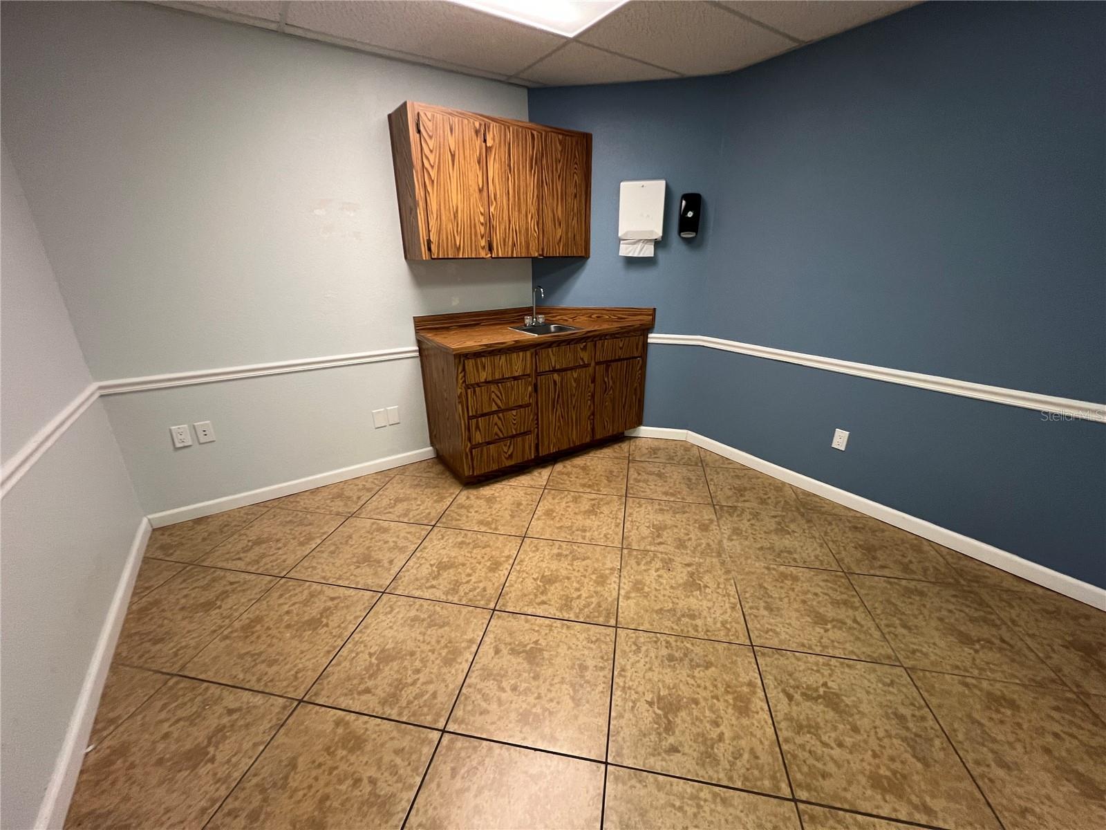 500 Vonderburg Dr #210w Property Photo 11