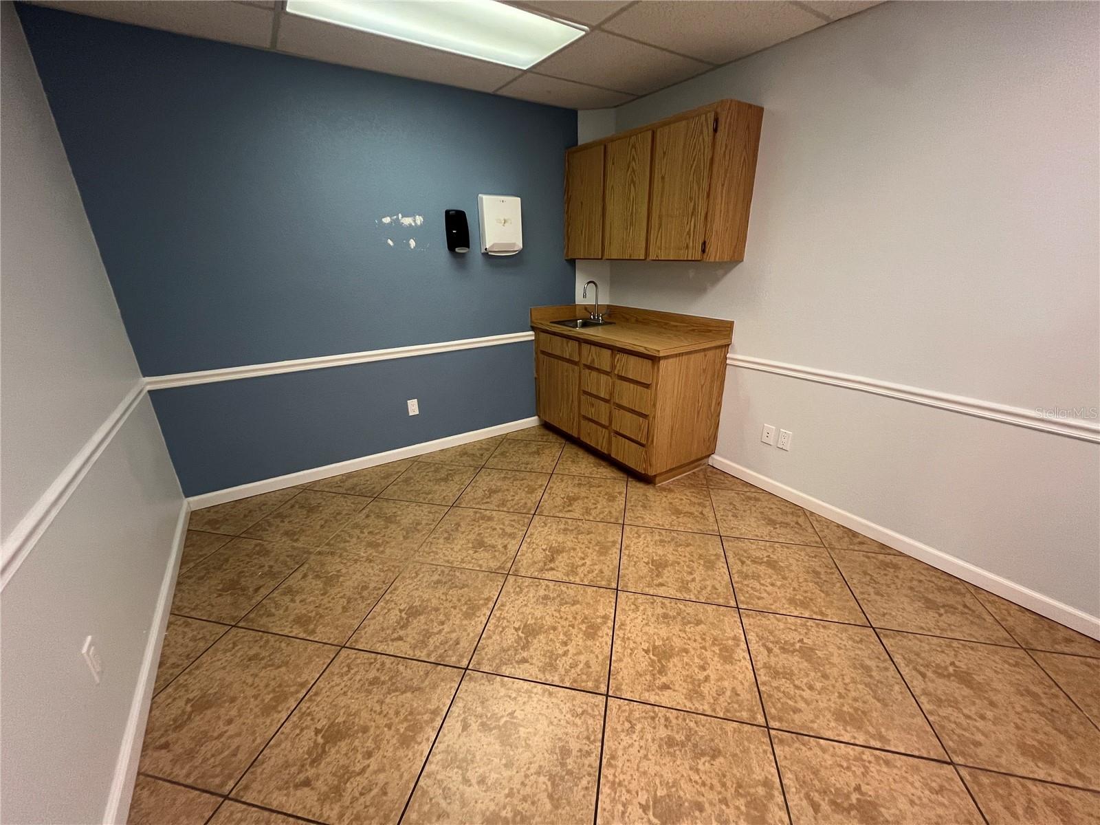 500 Vonderburg Dr #210w Property Photo 12