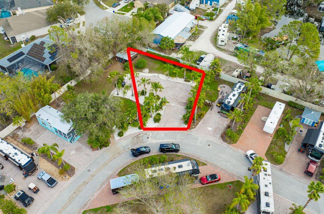 6861 Amanda Vista Cir Property Photo 4