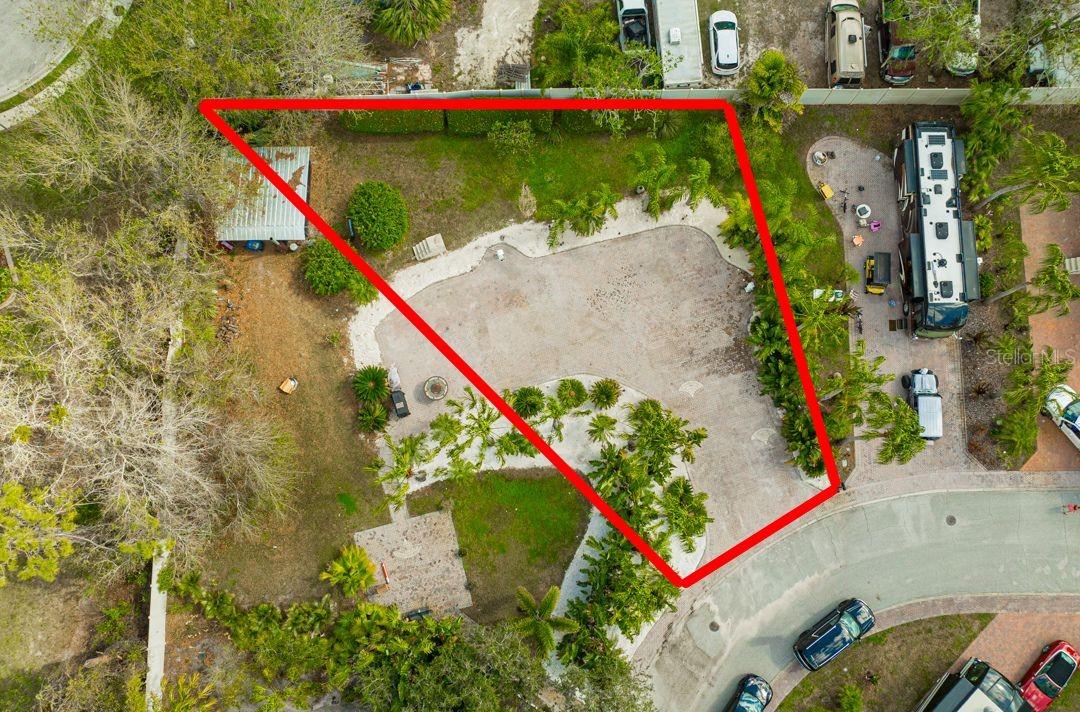 6861 Amanda Vista Cir Property Photo 5