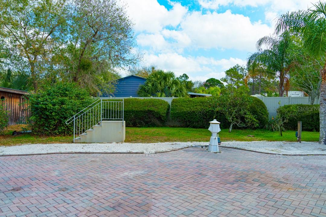 6861 Amanda Vista Cir Property Photo 39