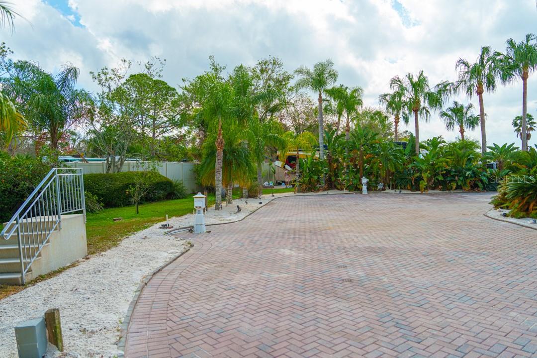 6861 Amanda Vista Cir Property Photo 40