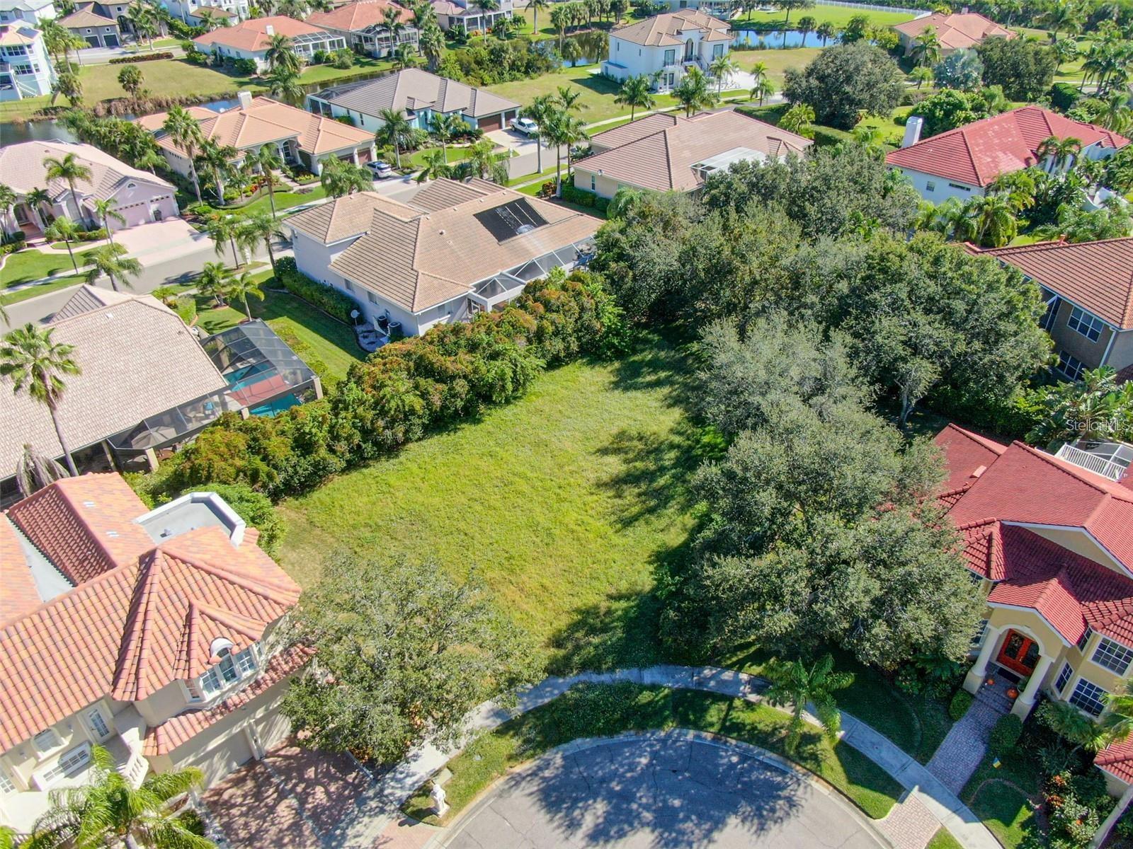 5913 La Rosa Ln Property Photo 1