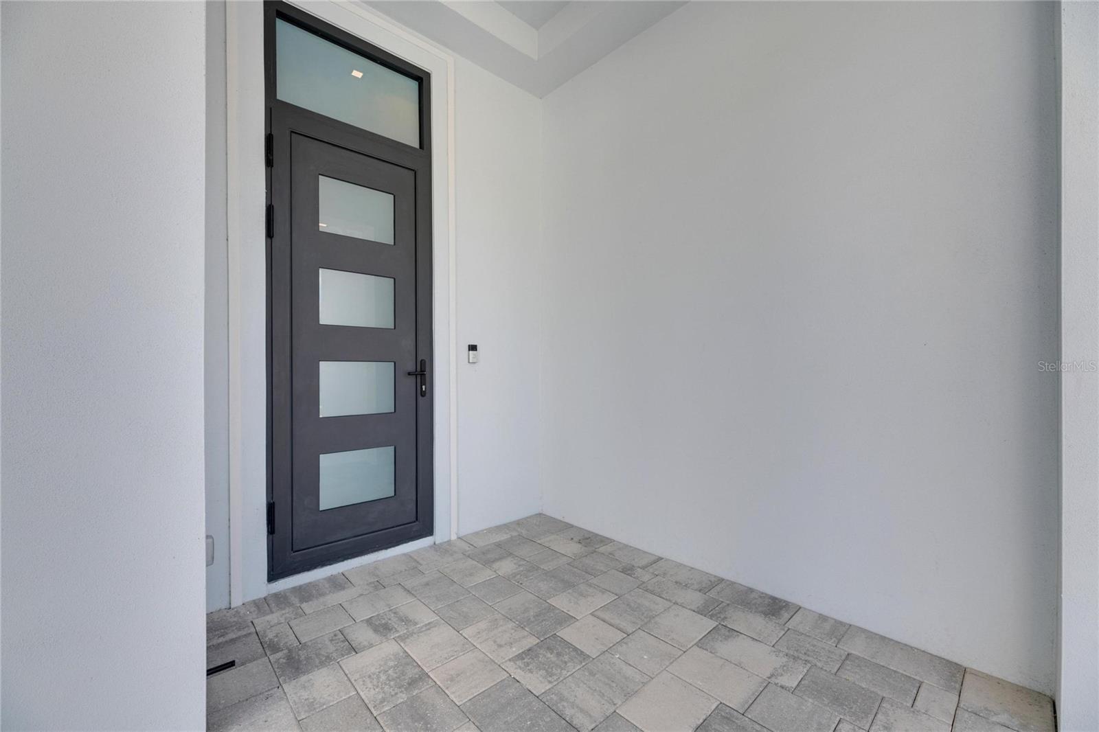 6538 Simone Shores Cir Property Photo 6