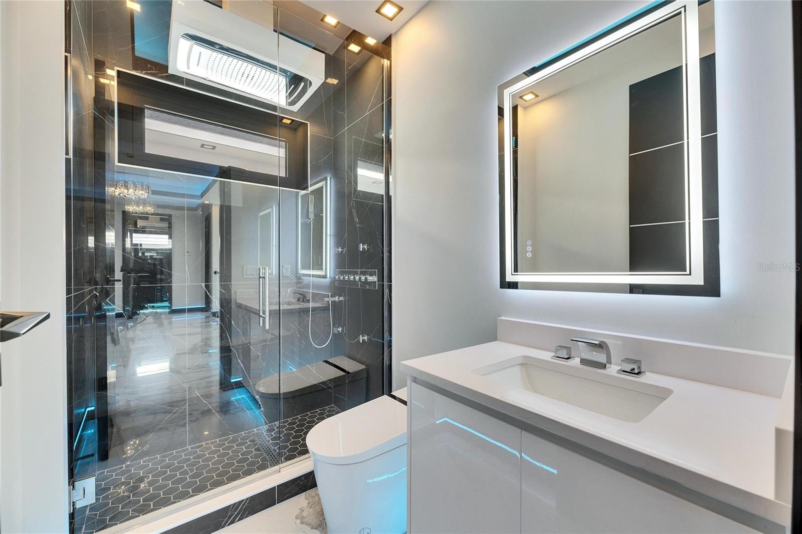 6538 Simone Shores Cir Property Photo 63