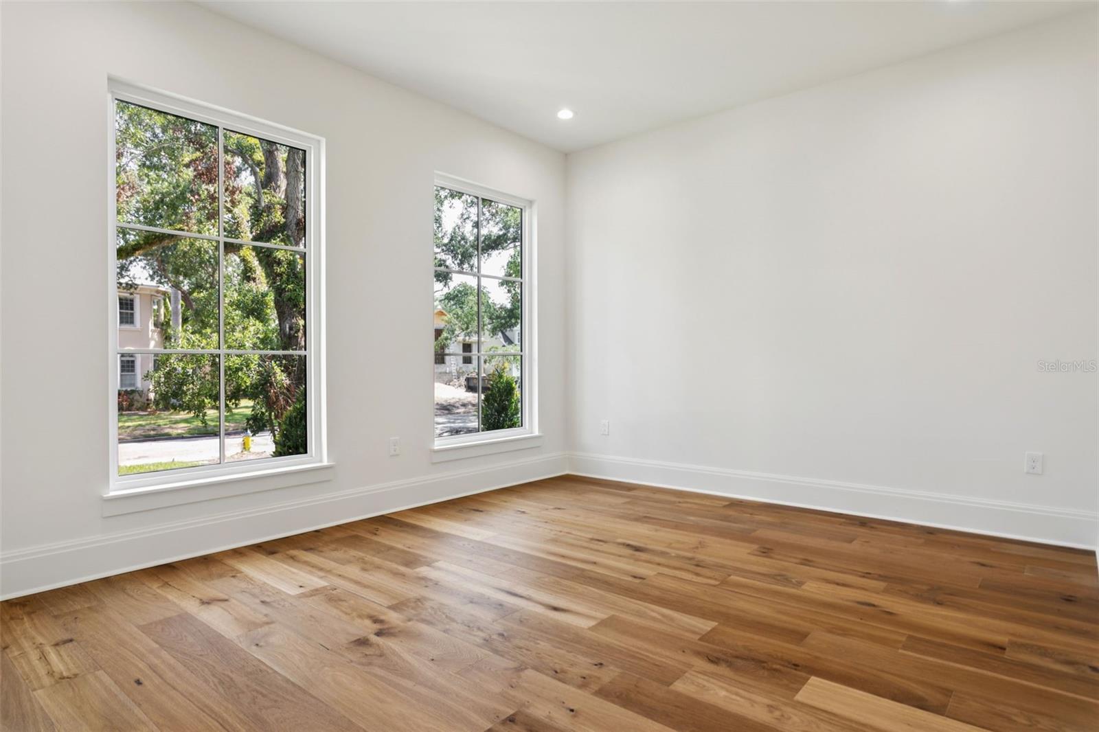 4614 W Tennyson Ave Property Photo 7